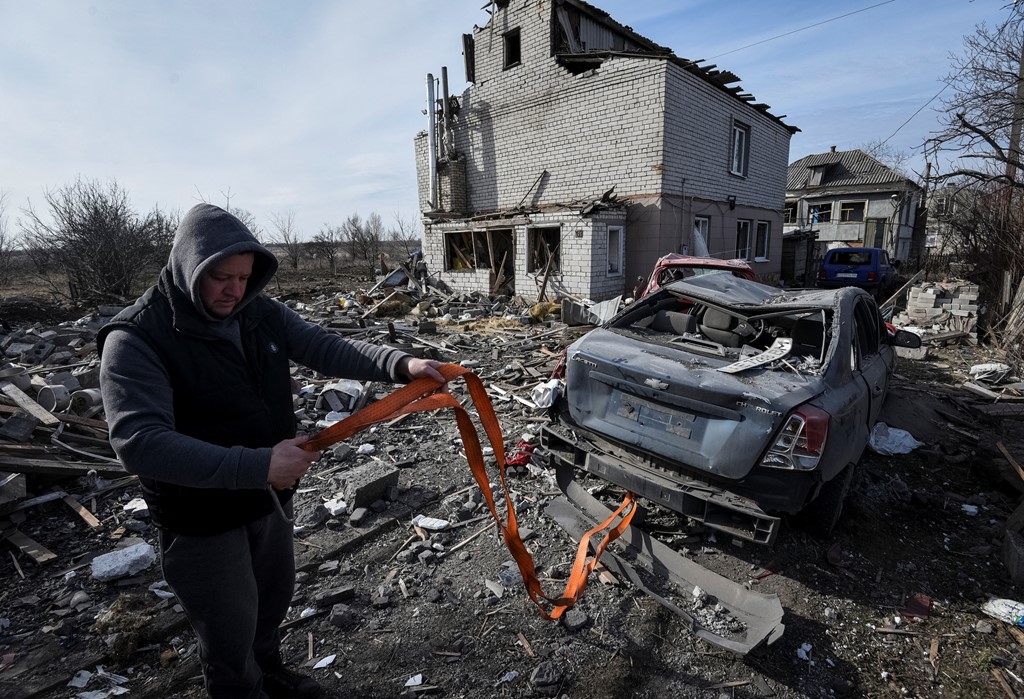 Rusia vijon sulmet/ Raketa, dronë dhe artileri në drejtim të qytetit ukrainas të Dnipro