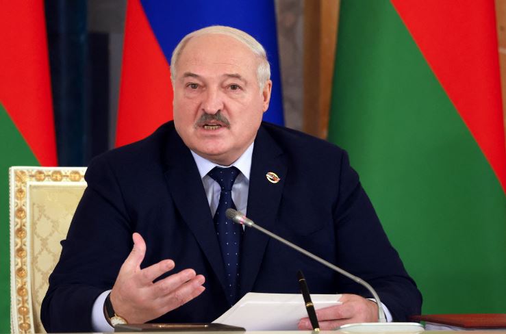 Lukashenko: Kushtet për bisedimet e paqes midis Ukrainës dhe Rusisë janë të pjekura