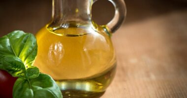 Çmimi i vajit të ullirit në BE u rrit me 50 për qind në një vit