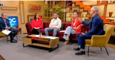 “Kthehemi në shtëpi”, detaje nga Musikali Broadway Night: Në qendër vendimi i familjes shqiptare në SHBA