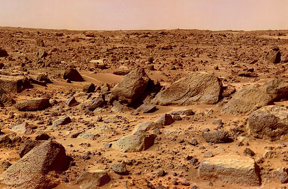 NASA është në kërkim të shkencëtarëve që do të “jetojnë në Mars” për një vit