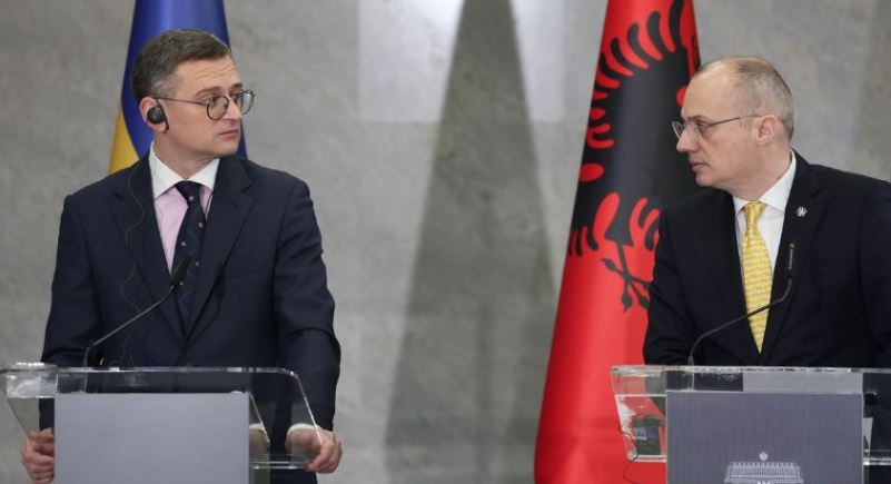 Kuleba in Tirana: Grateful to Albania for the support, Russia should be held responsible for war crimes