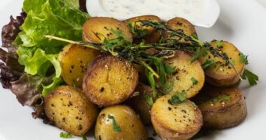 Patatja më e shtrenjtë në botë rritet në një ishull në Francë