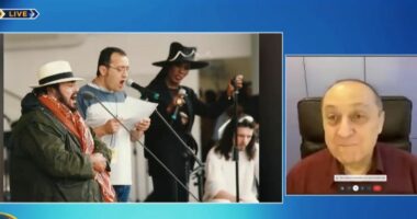 Dikur këndonte me Pavarottin, sot i këndon Shqipërisë/ Italiani: Mendoja që ishte vend i tmerrshëm