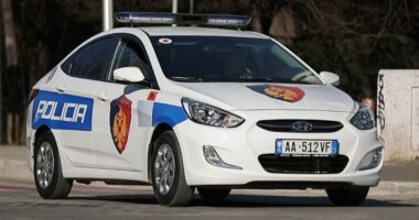 Tiranë/ Tentoi të vetëvritet me kallashnikov, 53-vjeçari përfundon në spital