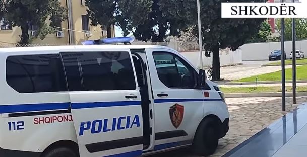 Rrahu gruan dhe vajzën, arrestohet 53-vjeçari në Shkodër