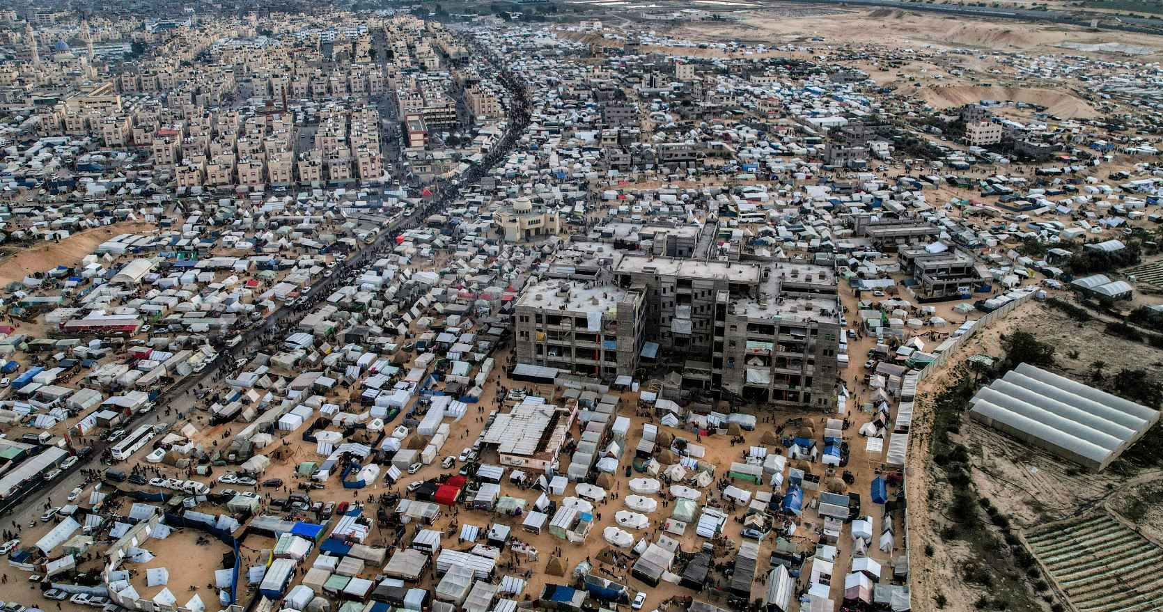 UNICEF bën thirrje për parandalimin e ofensivës në Rafah: Mbi 600 fëmijë janë në rrezik