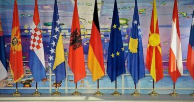 Tirana mirëpret samitin BE-Ballkani Perëndimor/ I pranishëm Varhelyi, çështjet që do diskutohen