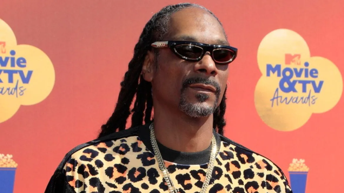 Snoop Dogg humb vëllain në moshën të re