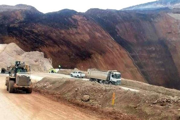 Shembet miniera e arit në Turqi, raportohet për 9 minatorë të zhdukur