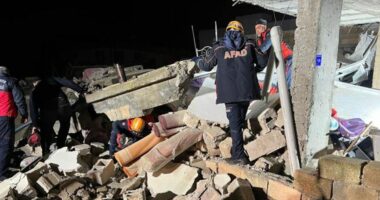 Shembet sht&euml;pia dykat&euml;she, 2 t&euml; vdekur dhe 8 t&euml; plagosur n&euml; Turqi