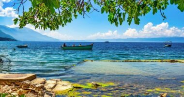 Media franceze: Liqeni i Ohrit destinacion i paharrueshëm për adhuruesit e natyrës