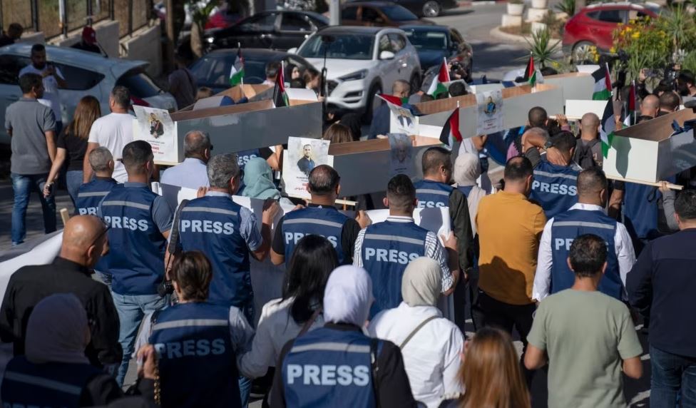 Lufta në Gaza, gazetarët i bien kambanës së alarmit për rrezikun ndaj tyre