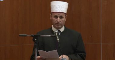 Rizgjidhet sërish Bujar Spahiu në krye të Komunitetit Mysliman të Shqipërisë