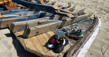 Përmbytet anija në brigjet e Lampedusa, shpëtohen rreth 44 emigrantë