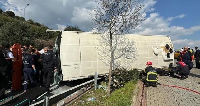 Përmbyset autobusi me studentë në Turqi, 28 të plagosur