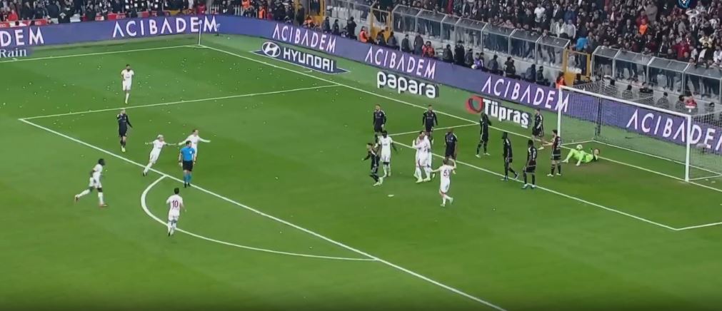 VIDEO/ Vetëm 2 minuta lojë, Icardi ndëshkon Besiktasin e Muçit dhe Rashicës