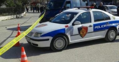 Aksident në Tiranë, automjeti përplas këmbësoren