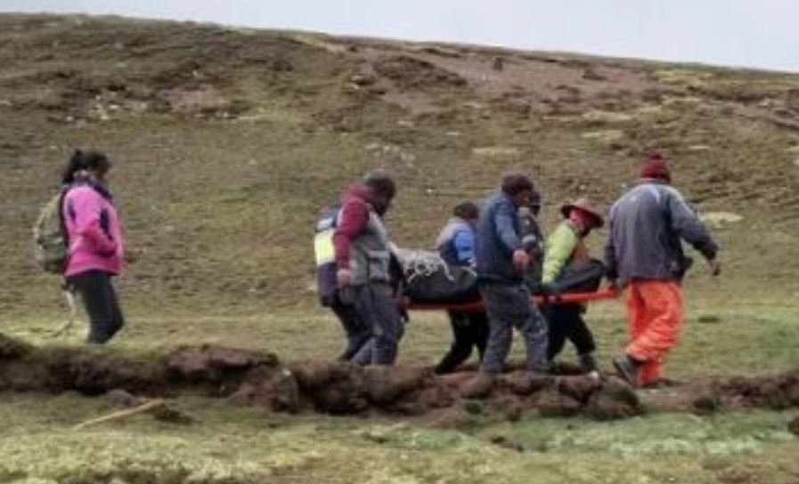 Peru, rrufeja godet një udhërrëfyes turistik, plagosen gjashtë të tjerë