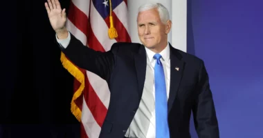 Mike Pence: Nuk do të mbështes Donald Trump në këtë fushatë