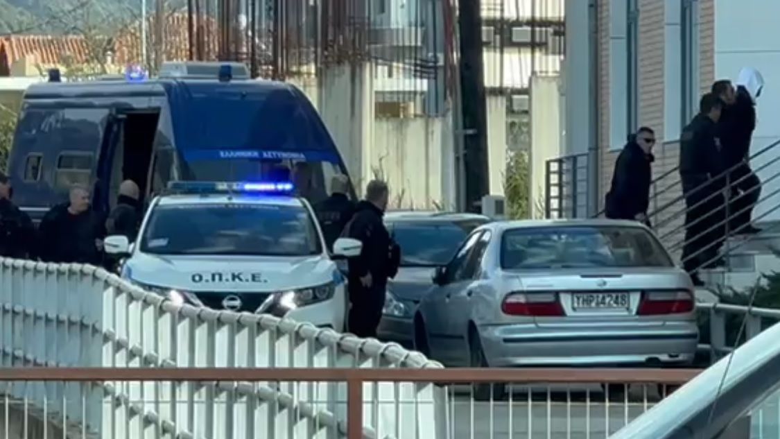 U kap me 100 kilogramë drogë bashkë më policin grek/ Dëshmia e shqiptarit: Jam informator, mendoja se merrja pjesë në operacion