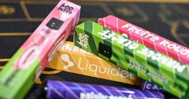 Belgjika bëhet vendi i parë evropian që do të ndalojë cigaret elektronike