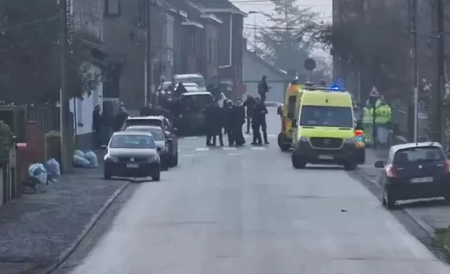 Belgjikë/ Shkëmbim zjarri mes policisë dhe një trafikanti droge, 2 të vrarë dhe 3 të plagosur