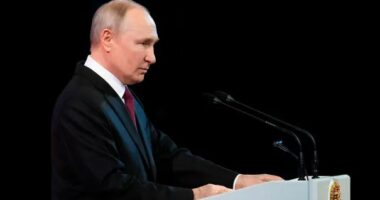 A është Rusia e Putinit një shtet nazist?