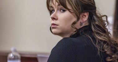 I dha armën Alec Baldwin në filmin “Rust”, shpallet fajtore 26-vjeçarja