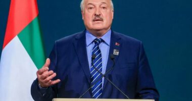 Lukashenko: Terroristët e sulmit në Moskë fillimisht u përpoqën të arratiseshin në Bjellorusi, jo Ukrainë