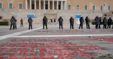 Universitete private në Greqi/ Parlamenti miraton ligjin, pavarësisht protestave