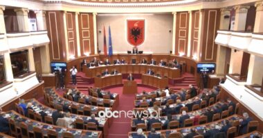 Pas Goros, PD nuk harron Xhaçkën/ Kërkon diskutim në seancë plenare për mandatin e saj