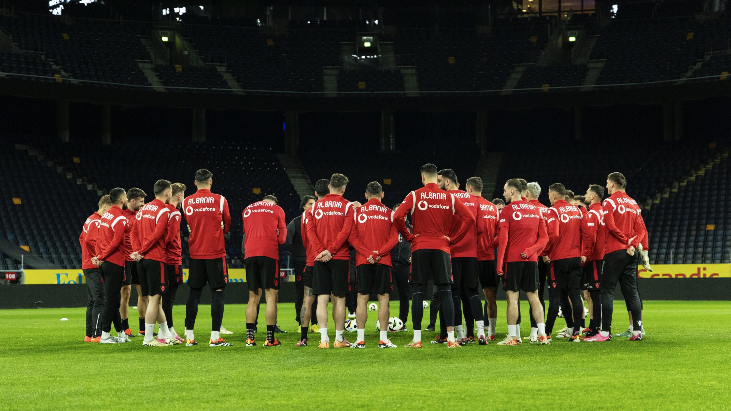 Gjithçka gati për Suedinë, Kombëtarja mbyll përgatitjet në “fortesën” e “Friends Arena”