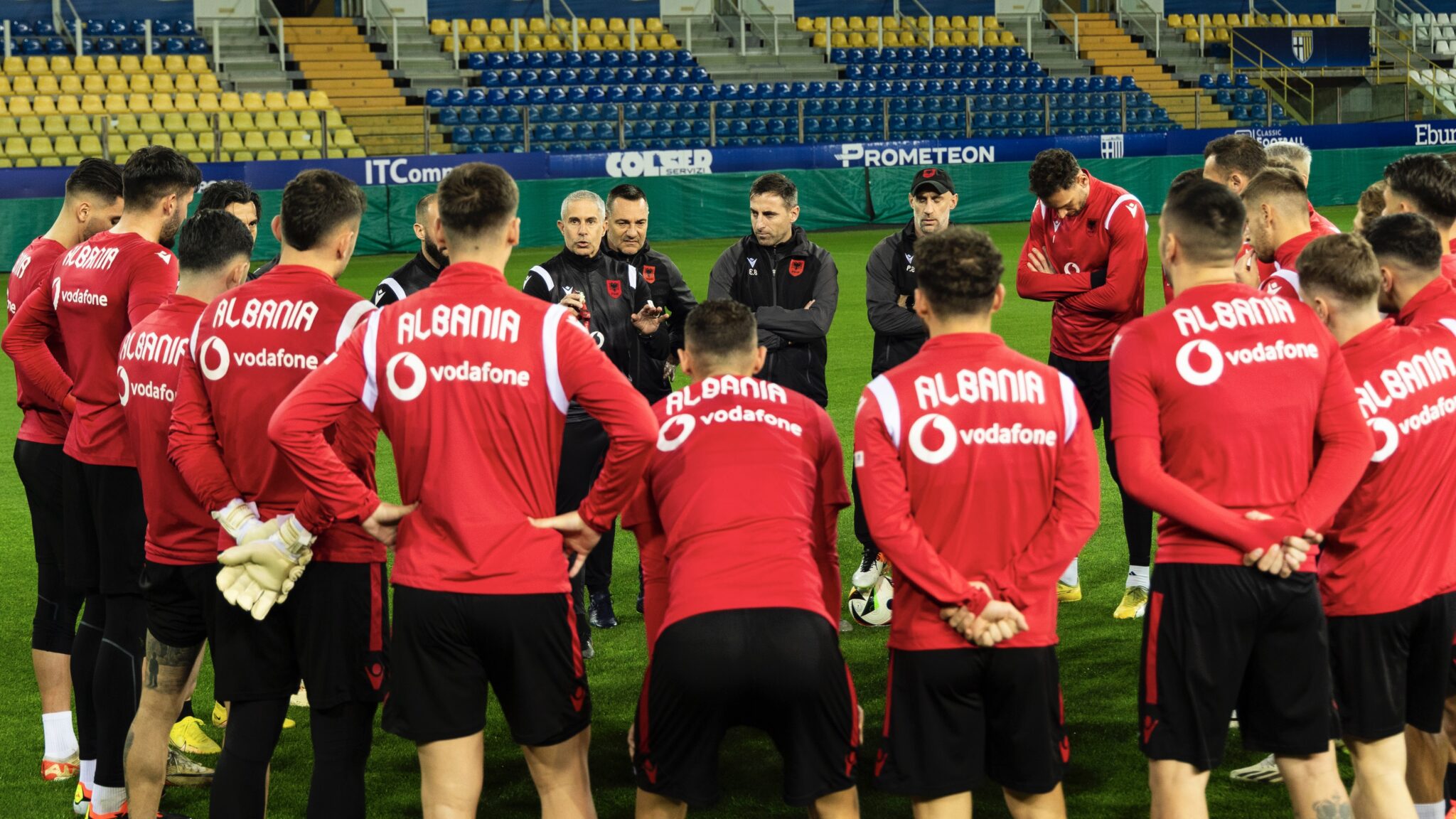 Ndeshja ndaj Kilit/ Kombëtarja mbyll përgatitjet në stadiumin “Ennio Tardini”