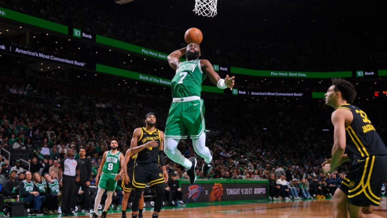 NBA/ Boston “turpëron” Golden State, Celtics tregojnë forcën, fitojnë me 52 pikë diferencë