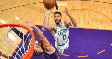 NBA/ Favoritët nuk zhgënjejnë, Boston largon “krizën”, Celtics fitojnë në transfertën e Phoenix