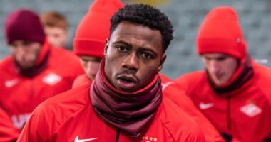 Arrestohet në Dubai ish-ylli i Ajax dhe i kombëtares së Holandës