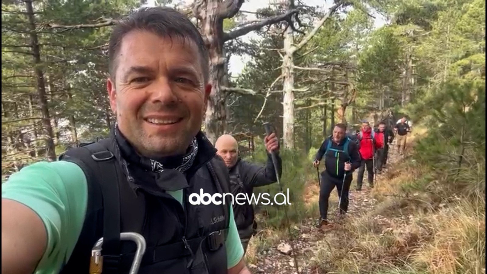 Zbulon malet e Shqipërisë/ Vasil Çekani merret prej 14 vitesh me alpinizëm: Disa male të vështira për t’u ngjitur