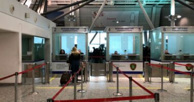 Tentuan të dilnin nga Shqipëria, me pasaporta greke të falsifikuara, arrestohen dy shtetas turq