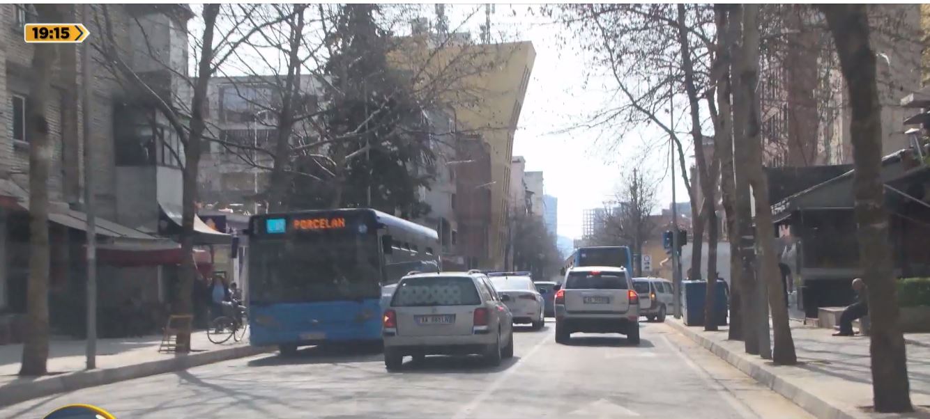 Autobusët e gjelbër në Tiranë/ Miratohet marrëveshja me BE dhe KfW për ‘transportin e gjelbër’