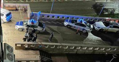 Të shtëna me armë në Prishtinë/ Mediat në Kosovë: Një i vdekur dhe një i plagosur