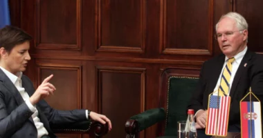 Brnabiç takim me ambasadorin amerikan: Të bindur që të ndjekim rrugën e bashkëpunimit për një të ardhme më të mirë!