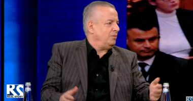 “Kthesa” e opozitës, taktikë apo imponim? Nazarko: Ja kush ka ndikuar në “zbutjen” e qëndrimeve të saj