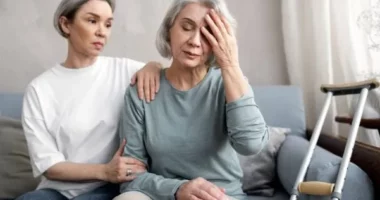 Rritet rreziku nga demenca/ Britani, studimi: Diabeti, ndotja e ajrit dhe alkooli, faktorë rreziku