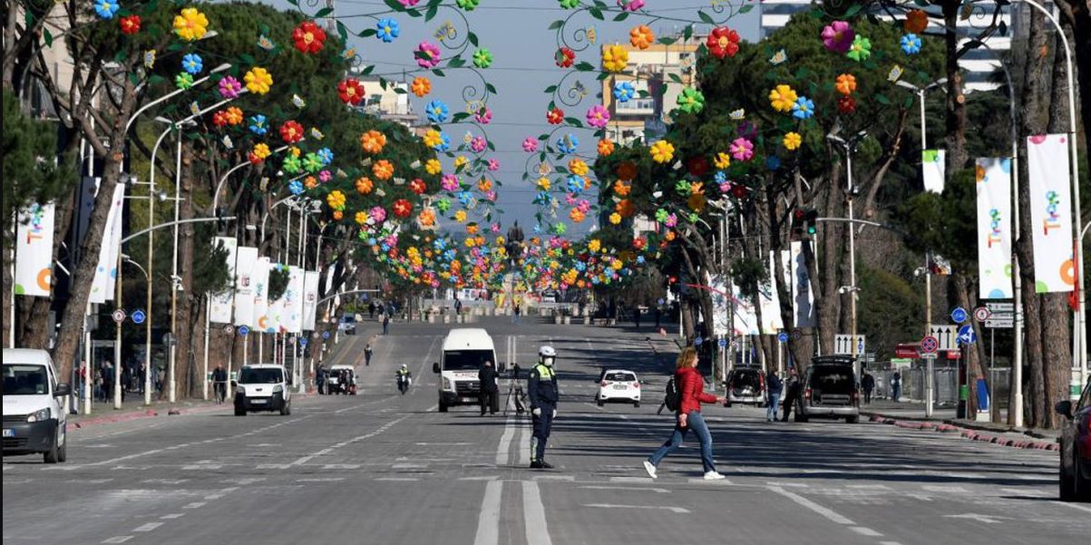 Festimet për Ditën e Verës, ja si ndryshon qarkullimi i automjeteve në kryeqytet