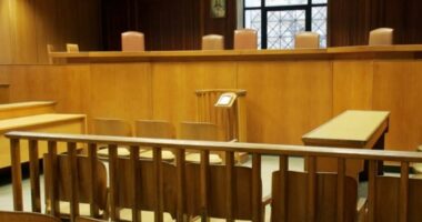 Pranoi se vrau djalin e tij, burg përjetë për 59-vjeçarin në Greqi