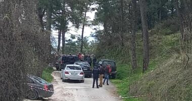 I mbështjellë me thasë plehrash dhe me pranga, gjendet një trup i pajetë në Janinë, dyshimet e para