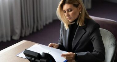 Olena Zelenska refuzon ftesën e Shtëpisë së Bardhë për të marrë pjesë në fjalimin e Biden