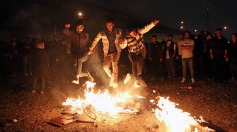 Festivali i zjarrit kthehet në tragjedi në Iran, dhjetëra të vdekur dhe mijëra të plagosur