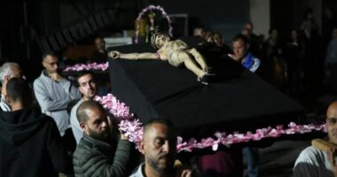 Të krishterët palestinezë presin Pashkën më mes të luftës